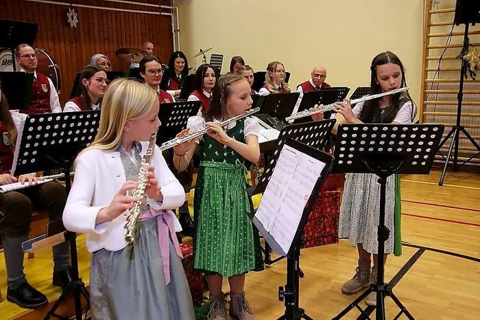 Als musikalische Gäste wirkte ein Ensemble der Musikschule Bärnbach-Zweigstelle Kainach mit.
