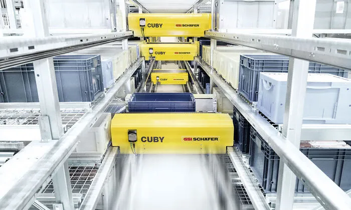 Vollautomatische Lagerung von Behältern und Kartons