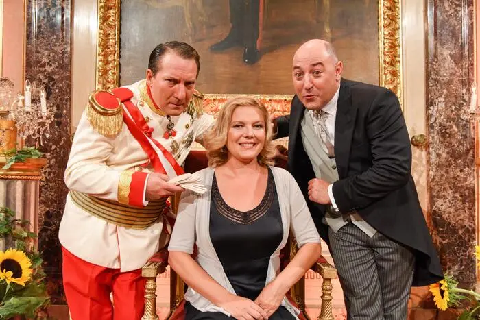 Ein etwas anderer TV-Auftritt: Stainer-Hämmerle als Audienz-Gast bei Robert Palfrader und Rudi Roubinek in 'Wir sind Kaiser'