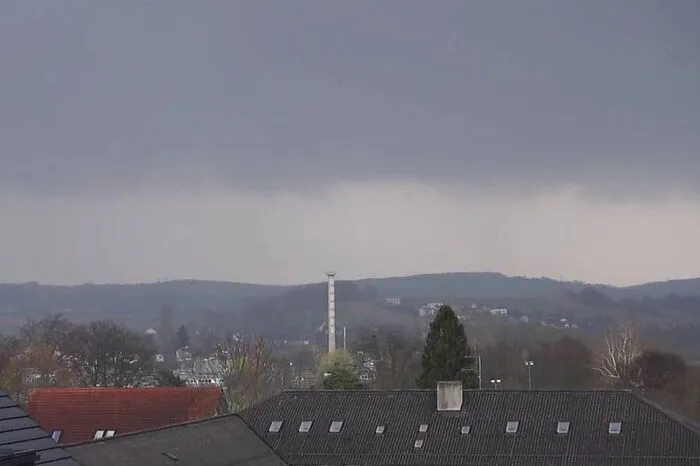 Der Frühling ist da und zum ersten Mal in diesem Jahr entlud sich Ende März ein Gewitter über Hartberg. Mehr dazu.