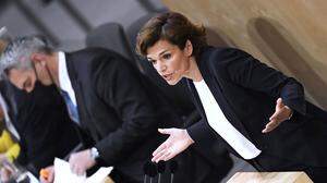 SPÖ-Chefin Pamela Rendi-Wagner fordert Maßnahmen gegen die Teuerung