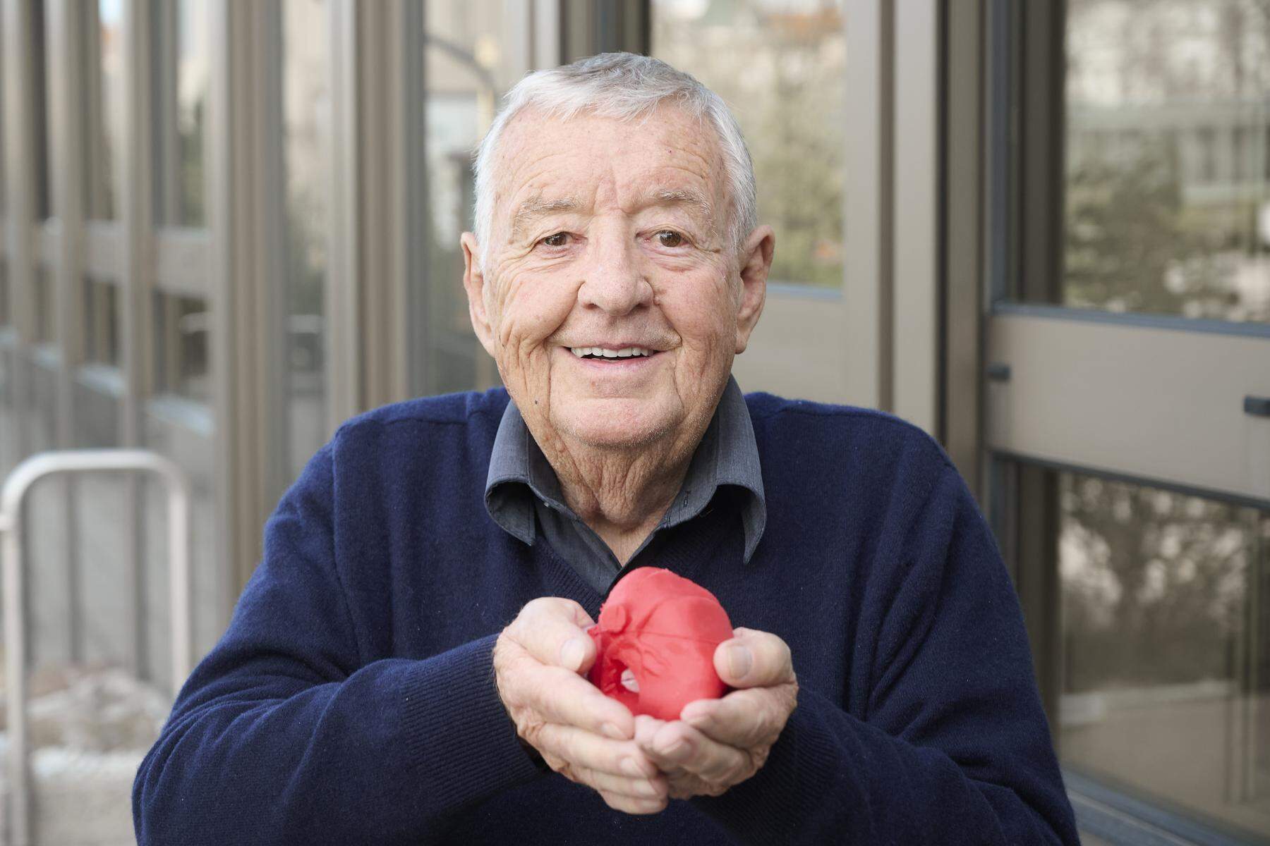 40 Jahre Herztransplantationen in Wien: Ältester Patient mit neuem Herz: „Im Großen und Ganzen ist das Leben ein ganz Normales“