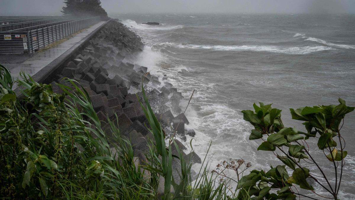 Nanmadol wurde vom Warnzentrum der US-Marine als &quot;Super-Taifun&quot; eingestuft