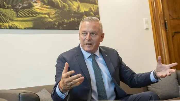 Landeshauptmann Mario Kunasek von der FPÖ zur Arbeit mit der ÖVP: „Wir wissen, miteinander umzugehen und haben uns nach den eineinhalb Jahren gut gefunden“ 