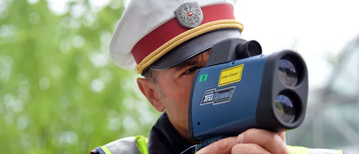 Eine Streife der Polizei führte Lasermessungen durch
