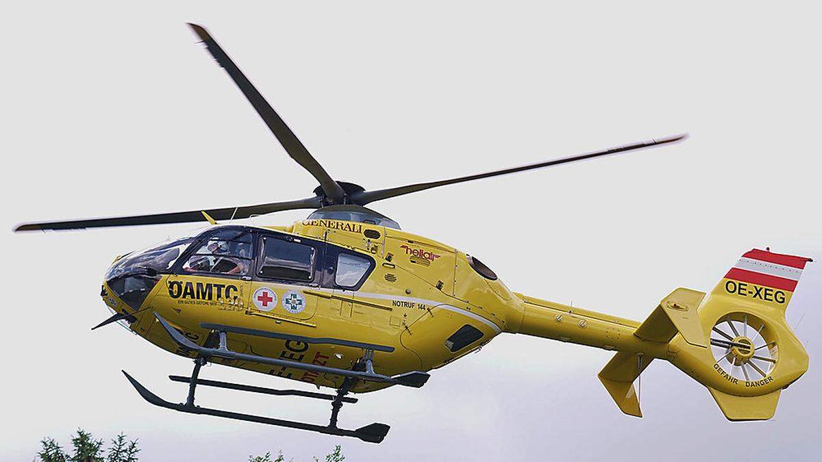 Verletzter wurde mit Notarzthubschrauber ins Krankenhaus geflogen