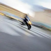 Sowohl der Mopedlenker als auch der Fußgänger wurden bei dem Unfall verletzt