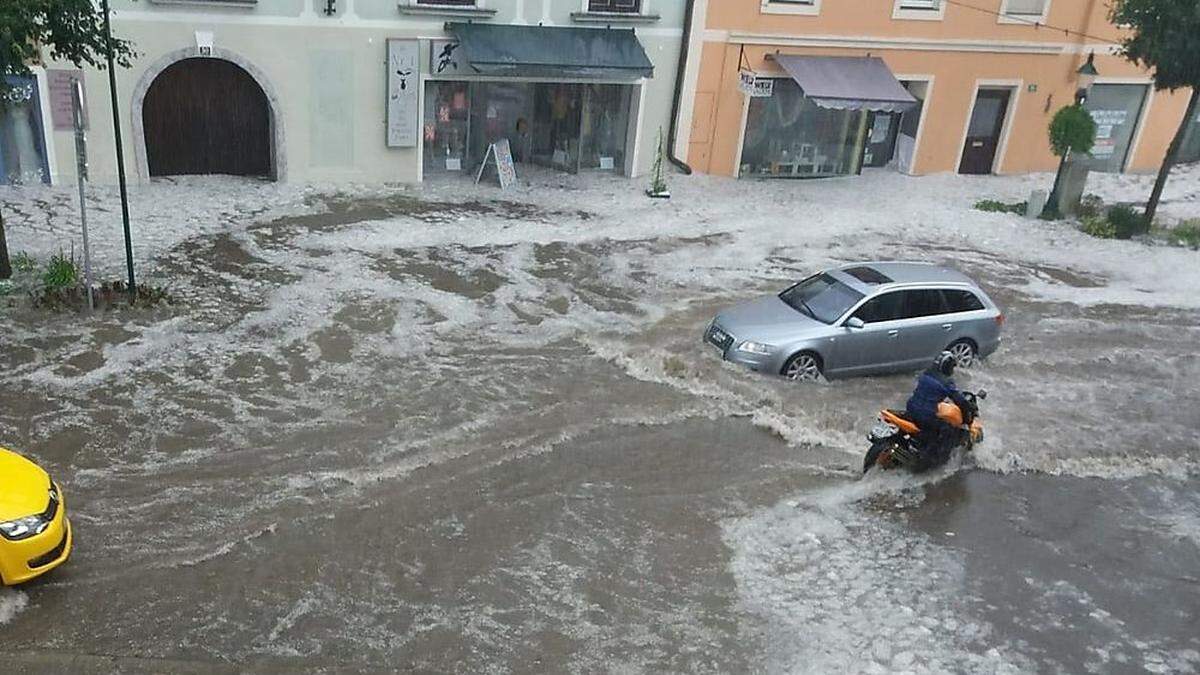 Vor allem das Voitsberger Stadtzentrum stand bei dem Hagelunwetter unter Wasser