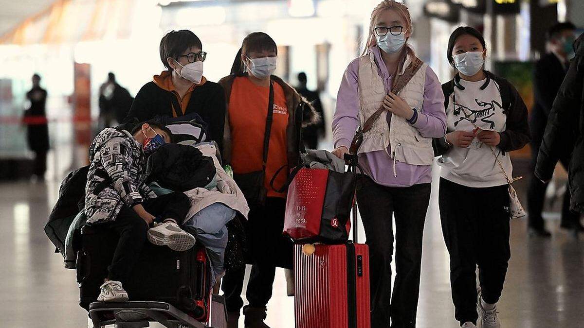 Nach der Ankündigung der Abschaffung der Quarantänepflicht für Reisende in China zeichnet sich ein enormer Ansturm auf Auslandsreisen ab