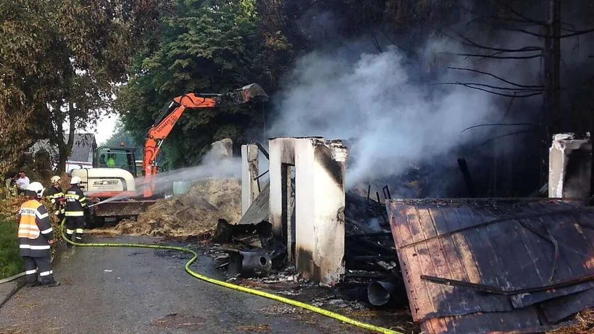 Das Lager brannte komplett nieder