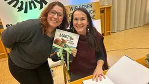 Illustratorin Julia Kößler und die Sinabelkirchner Autorin Andrea Wagner