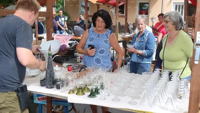 Der Verein zur Erhaltung des Dorflebens Preitenegg lud zum 1. Preitenegger Flohmarkt. Klicken Sie sich durch die Bilder!