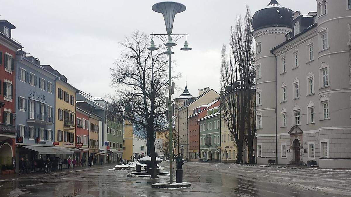 Der Hauptplatz wird ein Wahlkampfschlager 