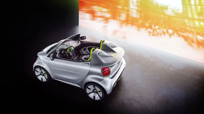 Smart feiert seinen 20. Geburtstag auf dem Pariser Autosalon mit einem Showcar, das frech in die rein elektrische Zukunft der Marke blickt.