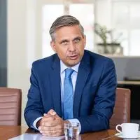 Wolfgang Hattmannsdorfer ist Bundesminister für Wirtschaft, Energie und Tourismus