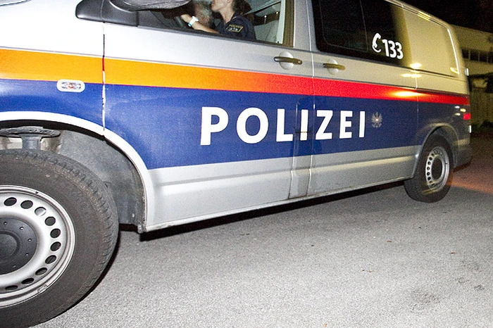 Eine 60-jährige Pkw-Lenkerin aus dem Bezirk Leoben wurde stark alkoholisiert in Trofaiach aus dem Verkehr gezogen. Eine aufmerksame Pkw-Lenkerin hatte die Polizei informiert. Mehr dazu