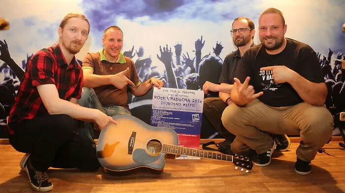 Die Organisatoren Bostjan Sovec, Smiljan Sodec, Borut Stergat und Vasja Rovsnik (v. li.) vom Verein „ZRAK“