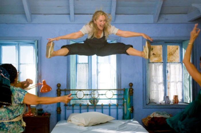 So erfolgreich war das Stück, dass es 2008 gar verfilmt wurde - mit Meryl Streep in der Hauptrolle. Der Film spielte 615 Millionen Dollar ein.