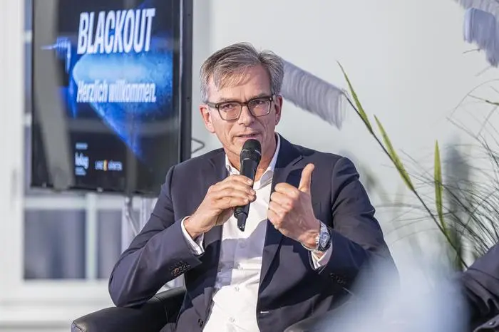 Keynote Herbert Saurugg, Podiumsdiskussion mit Reinhard Draxler Kelag, LR Daniel Fellner, Herbert Saurugg, Michael Junghans Wietersdorfer