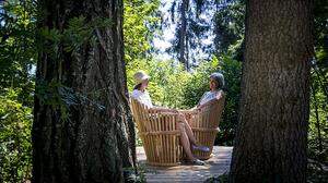 In den Wäldern rund um das Hotel Pichlschloss ist Waldbaden angesagt