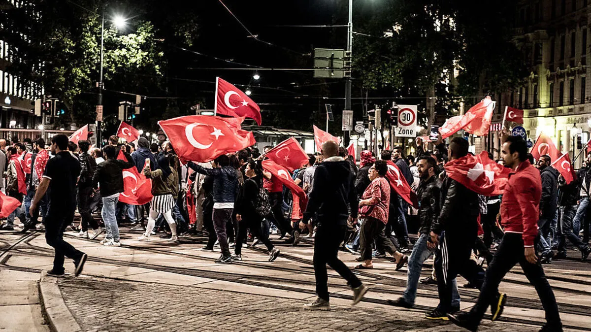 Pro-Erdogan-Demonstrationen in Wien nach dem Putsch in der Türkei