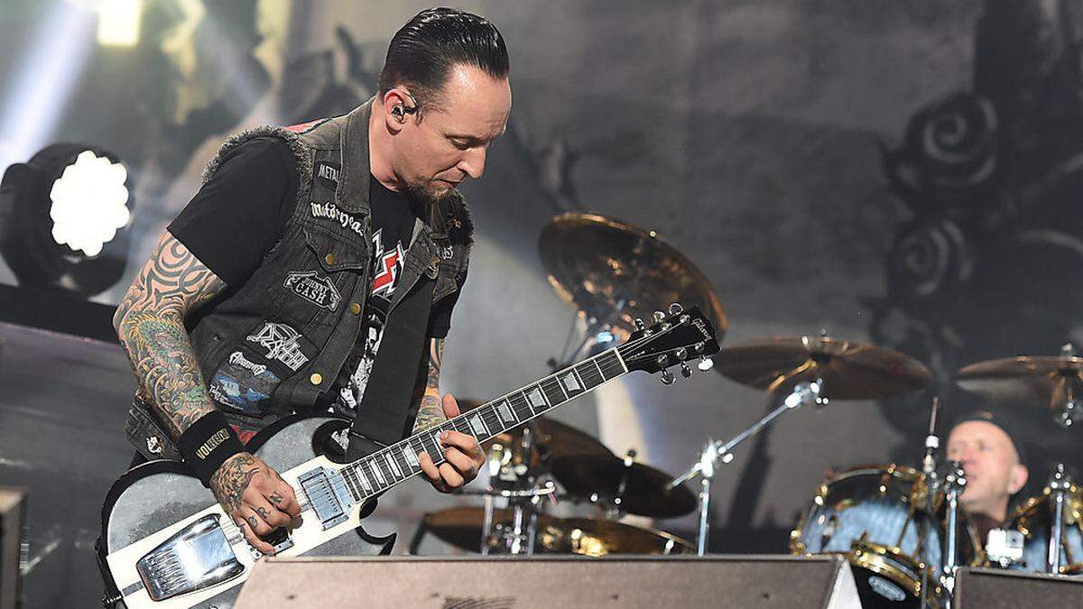 Sänger und Gitarrist Michael Poulsen spielt mit Volbeat heuer sein einziges Österreich-Konzert in Graz - und schraubt so die Nächtigungszahlen kurzfristig nach oben