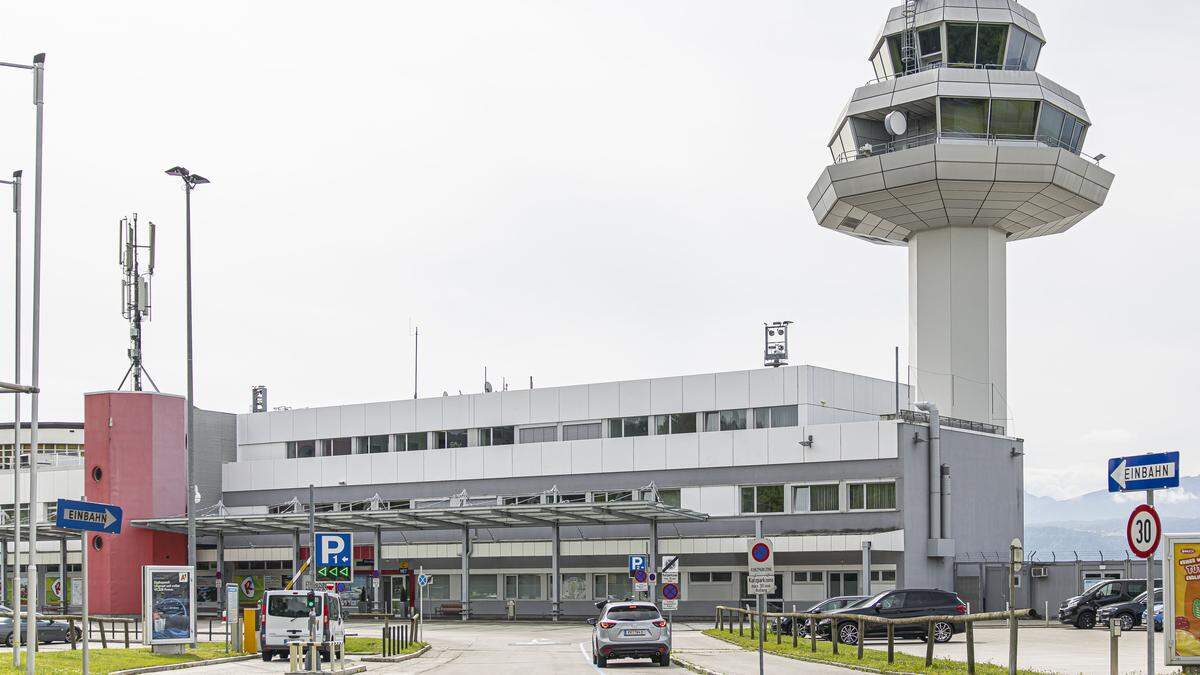 Der Klagenfurter Flughafen verkauft Teile seines Inventars