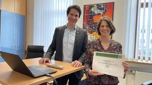 Präsentation der Leistungsbilanz durch Bezirkshauptmann Markus Kraxner und Bärbel Sandriesser, Leiterin des Bereichs Innerer Dienst