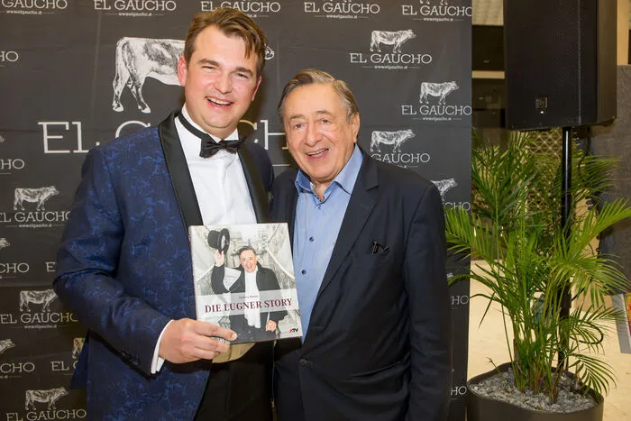 Auch einige Promis wurden auf der Geburtstagsparty gesichtet - wie Baulöwe Richard Lugner ...