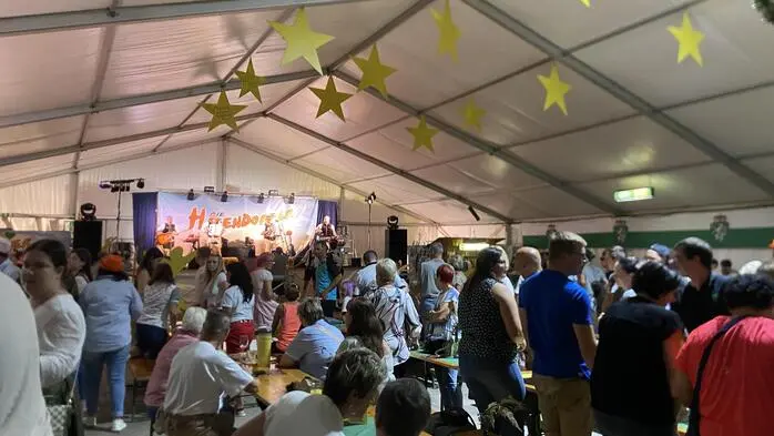 Im Festzelt am Brucker Hauptplatz gab es was zu feiern.