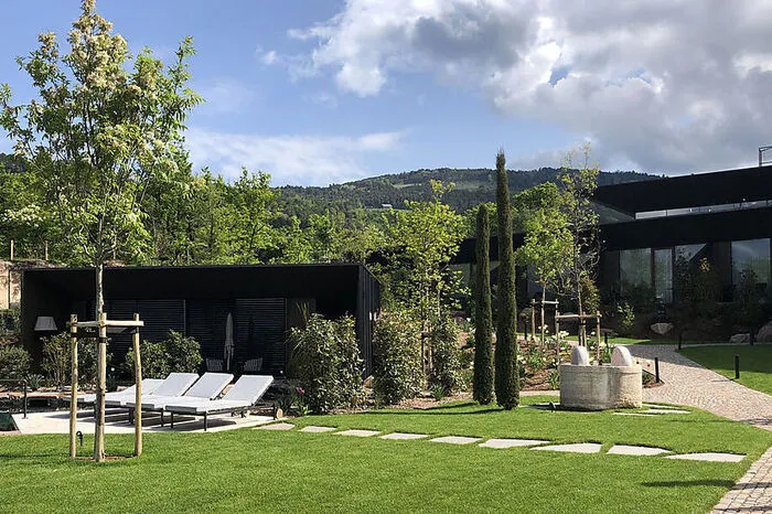 Vier Lilien und 19 Punkte gehen auf das Konto des Manna Resorts (5 Sterne) in Südtirol.