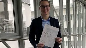 Carina Paulitsch gibt ihr Wissen an Studierende weiter