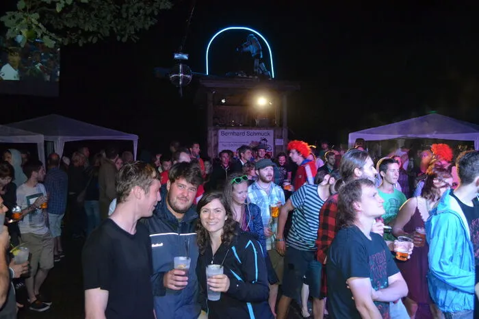 „Jack Russell“, „WA:HA:MA“, „Die Niachtn“ und „The Uptown Monotones“ begeisterten die Besucher und brachten gute Stimmung auf den Kulm.