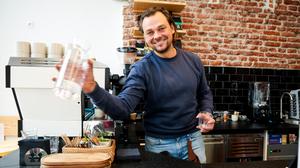 Michael Pongratz leitet mit seiner Lebensgefährtin die Kaffeebar in der Krenngasse