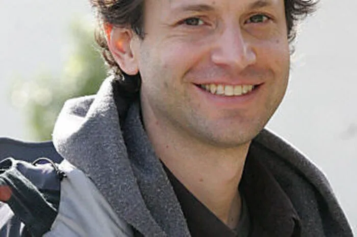Auf der Nominiertenliste für die beste Regie finden sich:  Bennett Miller (Im Bild, für "Foxcatcher"), Morten Tyndum ("The Imitation Game"), Wes Anderson ("The Grand Budapest Hotel"), Alejandro Gonzalez Inarritu ("Birdman") und Richard Linklater ("Boyhood")