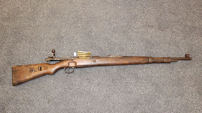 Mit dieser Waffe wurde der Jäger Gabriel Streicher ermordet. Sie ist im Kriminalmuseum der Uni Graz zu sehen.
