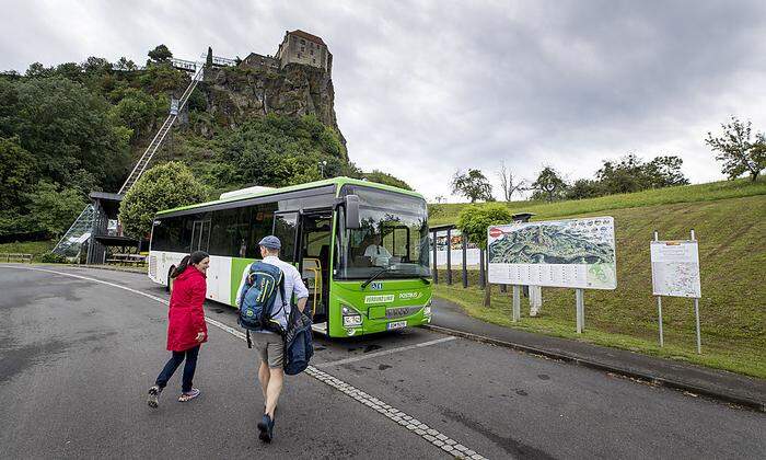 Ab Ferienbeginn fahren mehr Busse von Feldbach nach Riegersburg