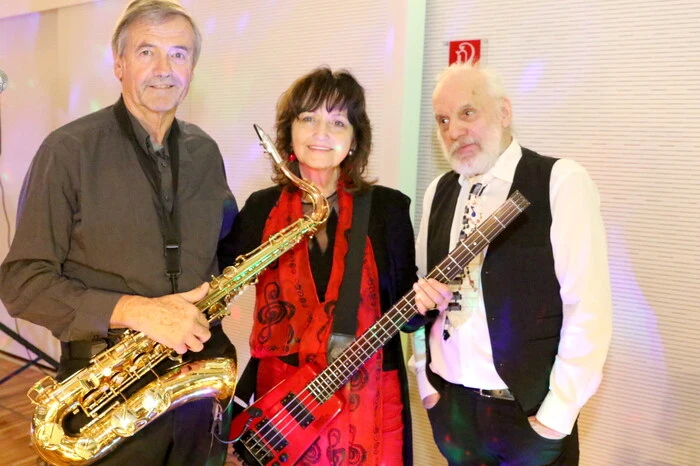 Für den musikalischen Schwung sorgte das Trio „DaCapo“ (Freddy und Karin Jammer, Albert Jöbstl, von rechts). 