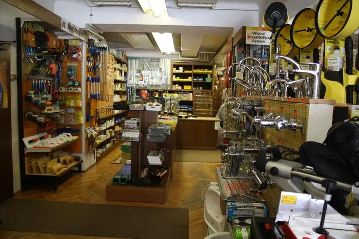 Ein Blick in das urige Hauptgeschäft am 10.-Oktober-Platz 22 in Bleiburg