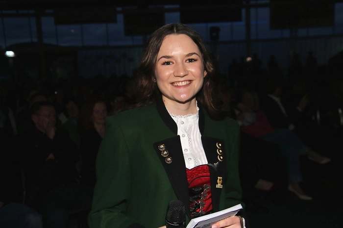 Durch das Programm führte in charmanter Weise Laura Schlögl.