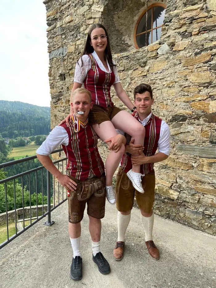 2021 holten sich Florian Rasch, Katja Zitterer und Fabian Kogler (v.l.n.r) den Sieg beim Bundesentscheid Reden 