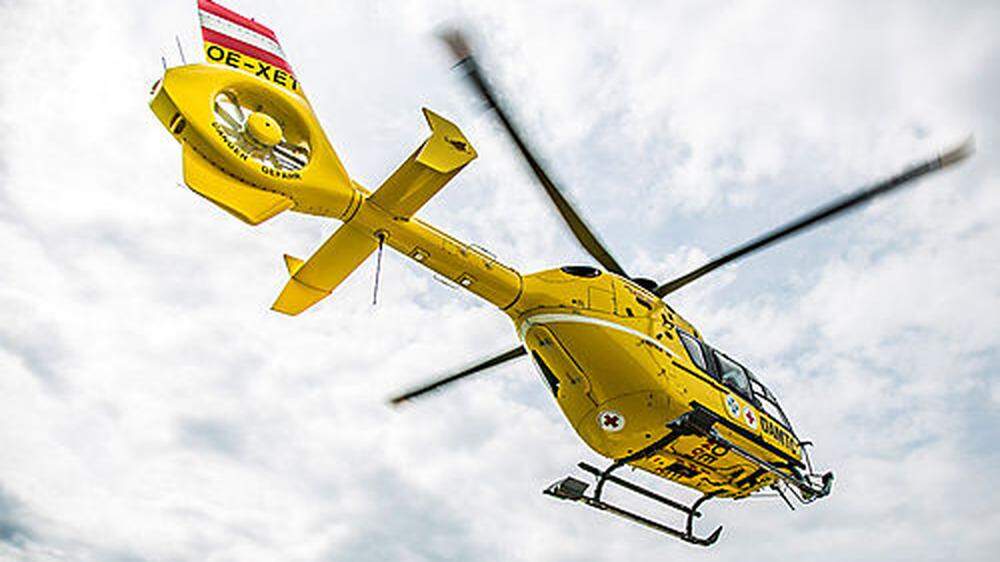 Vom Rettungshubschrauber C11 wurde der Schwerverletzte ins UKH Klagenfurt geflogen