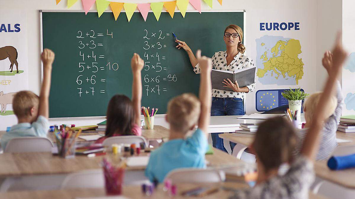 Fehlt ein Schüler mehr als drei Tage ungerechtfertigt, gibt es für Eltern eine Anzeige