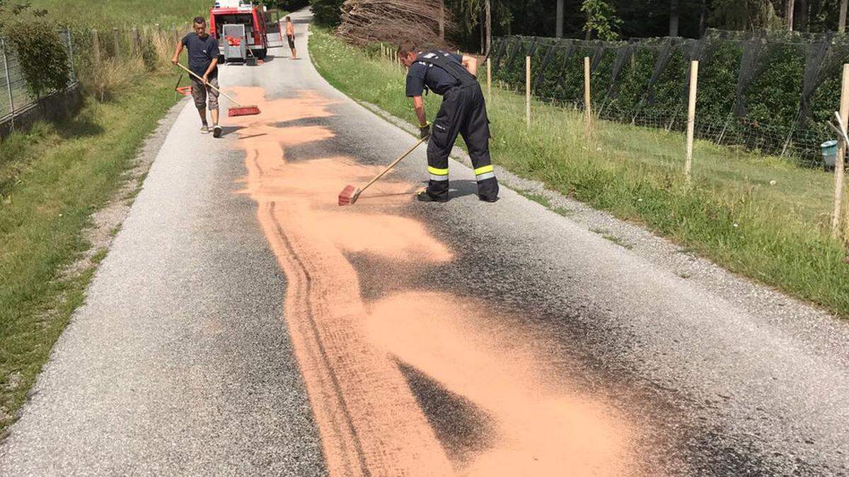 Rund 300 Meter lang war die Ölspur in St. Ruprecht