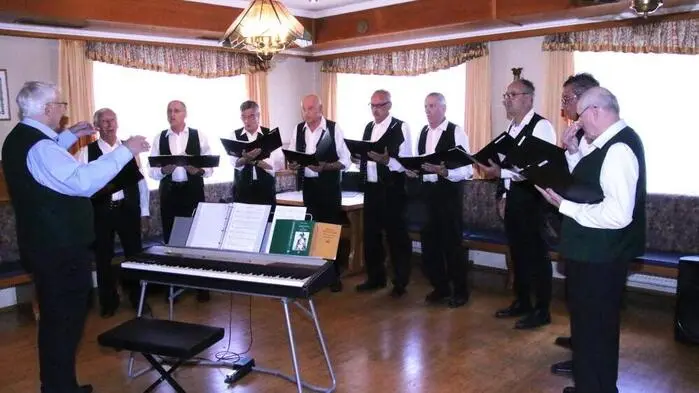 Zu einem Frühschoppen lud am vergangenen Sonntag der Männerchor Dampfkraftwerk Voitsberg in das Gasthaus Merta in Voitsberg ein.