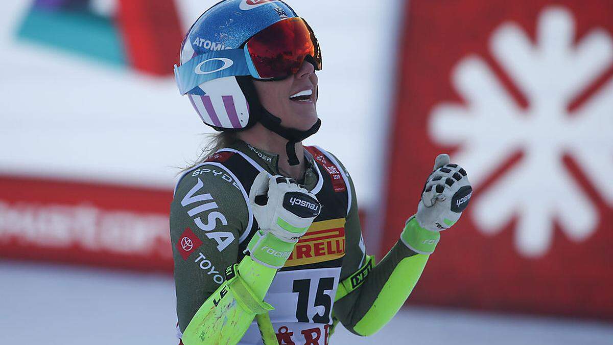 Eine überglückliche Mikaela Shiffrin: Gold im Super-G