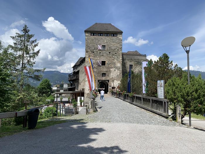 Die Burg Oberkapfenberg ist am Sonntag Schauplatz des Familienfests