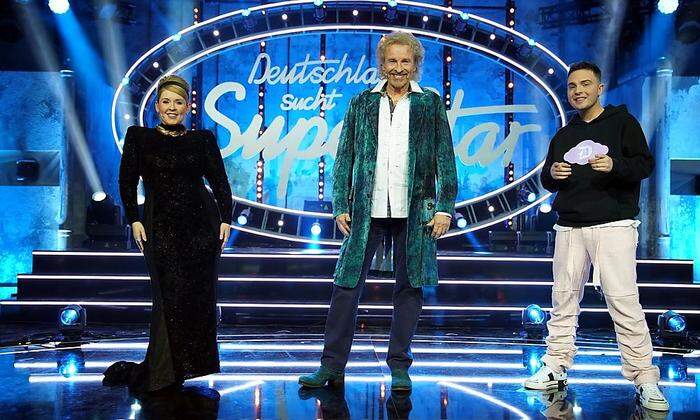 Jury des Live-Finales: Maite Kelly mit Thomas Gottschalk und Mike Singer 