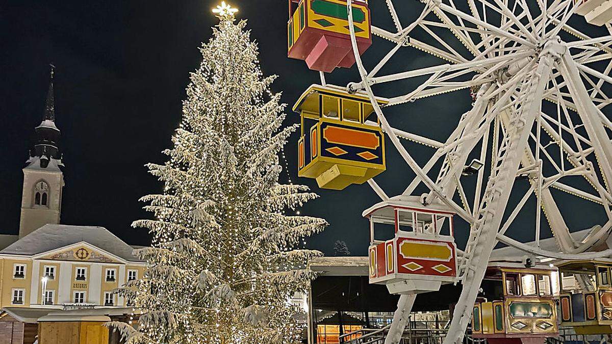 Wenigstens ein Wochenende im Advent sind die Märkte doch noch offen - im Bild Bruck