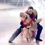 Sängerin Anna-Carina Woitschack und Tänzer Evgeny Vinokurov während ihres Tanzes im „Let‘s Dance“-Finale